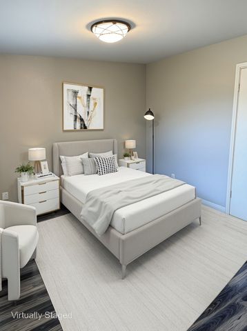 1730 Crest Point Drive, Arlington, TX 76012