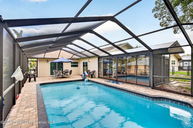 13505 Shadberry Lane, Hudson, FL 34667
