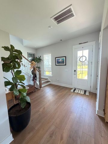 972 Carnes Crossing Boulevard, Summerville, SC 29483