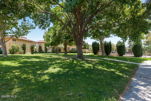 42849 W 15th Street 4, Lancaster, CA 93534