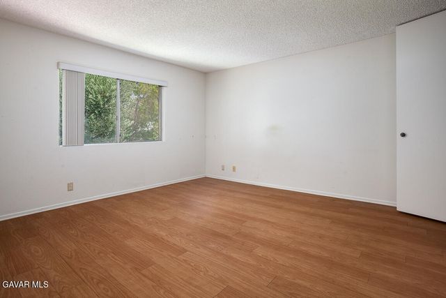 42849 W 15th Street 4, Lancaster, CA 93534