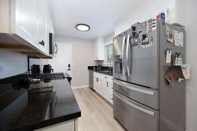 6443 Villa Dr, Sacramento, CA 95842