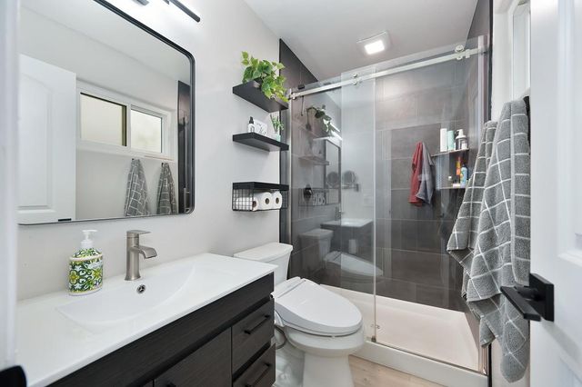 6443 Villa Dr, Sacramento, CA 95842