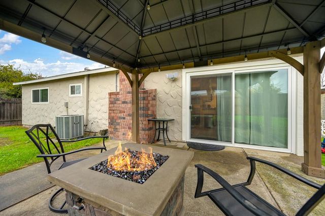 6443 Villa Dr, Sacramento, CA 95842