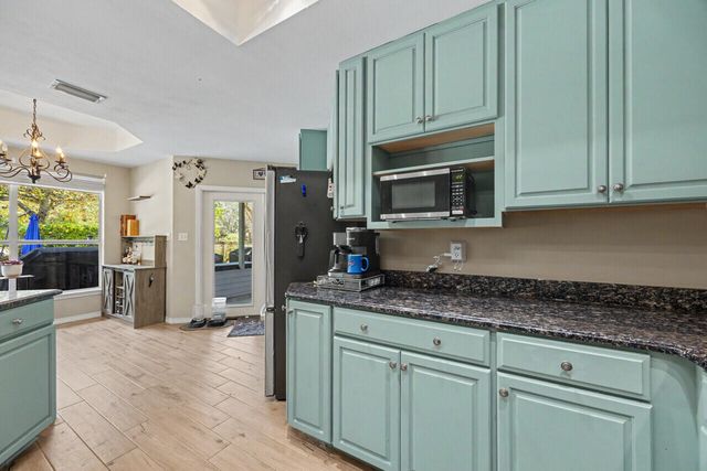 4412 Windrush Drive, Niceville, FL 32578