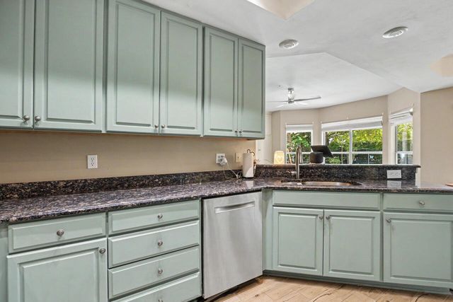 4412 Windrush Drive, Niceville, FL 32578