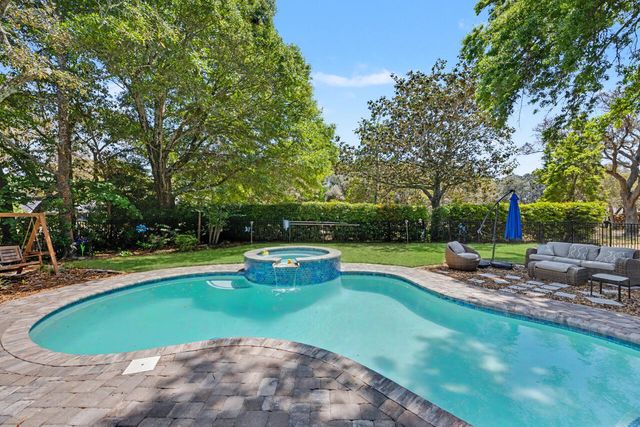 4412 Windrush Drive, Niceville, FL 32578
