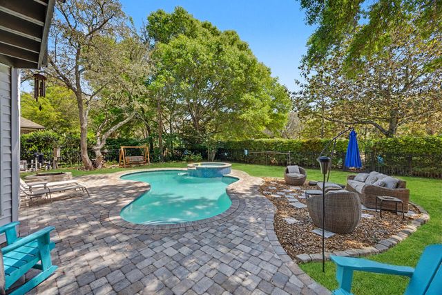 4412 Windrush Drive, Niceville, FL 32578