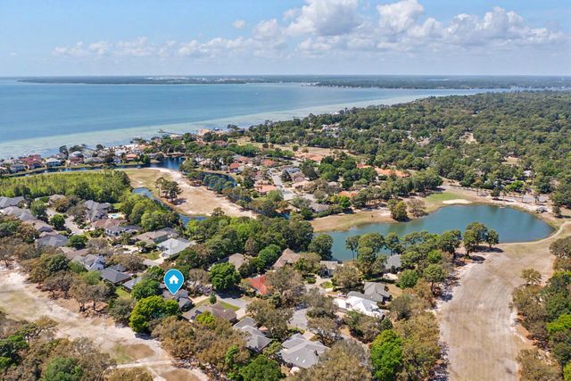 4412 Windrush Drive, Niceville, FL 32578