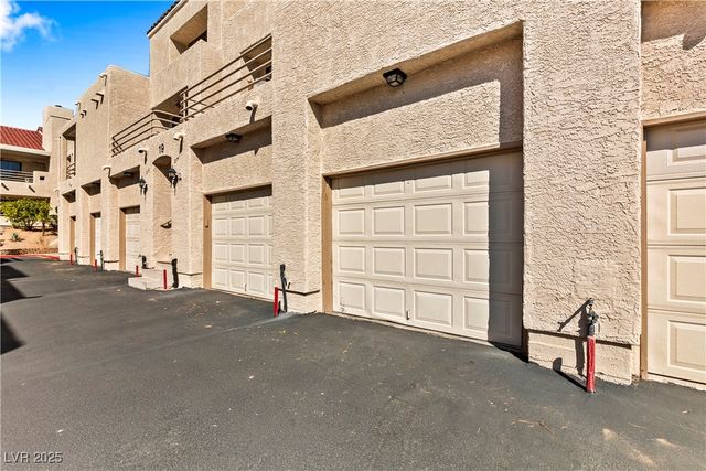 3827 Desert Marina Drive 211, Laughlin, NV 89029