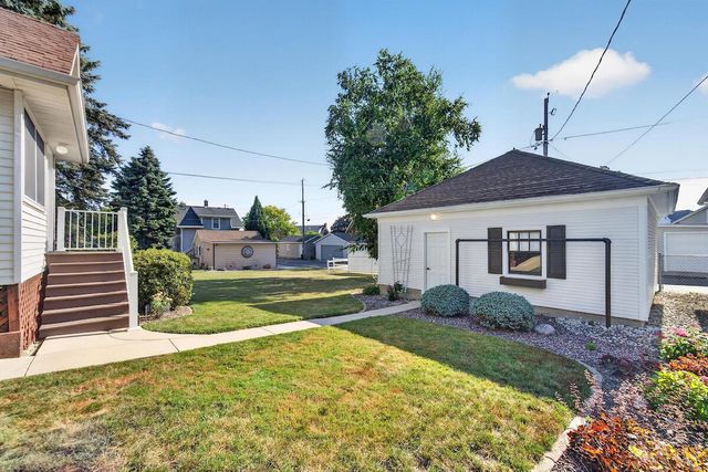 324 Henry STREET, Burlington, WI 53105