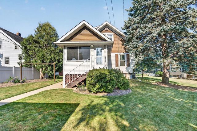 324 Henry STREET, Burlington, WI 53105