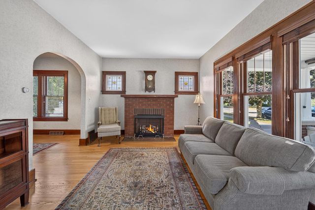 324 Henry STREET, Burlington, WI 53105