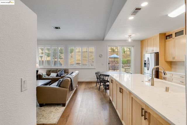 1185 Brooktrail Dr, Pittsburg, CA 94565