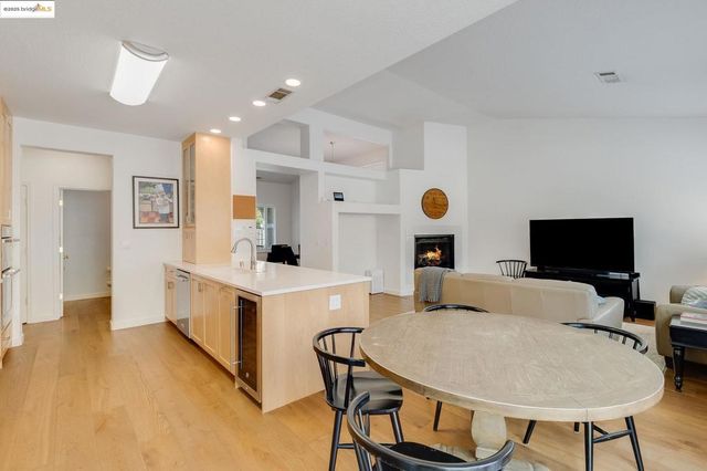 1185 Brooktrail Dr, Pittsburg, CA 94565