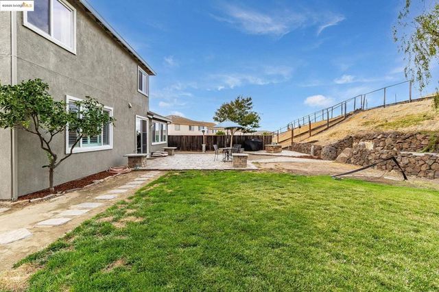 1185 Brooktrail Dr, Pittsburg, CA 94565