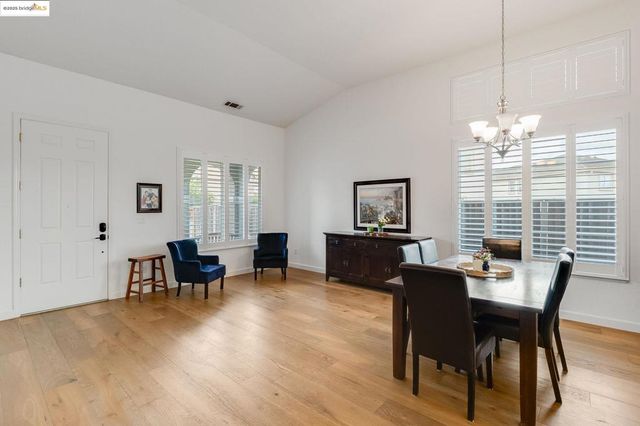 1185 Brooktrail Dr, Pittsburg, CA 94565