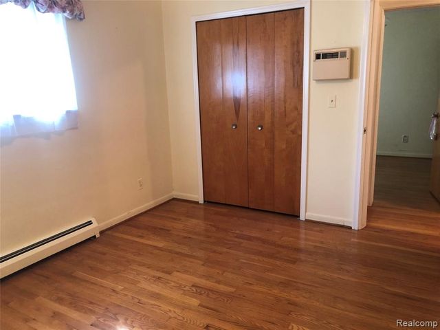 6556 Drexel Street, Dearborn Heights, MI 48127