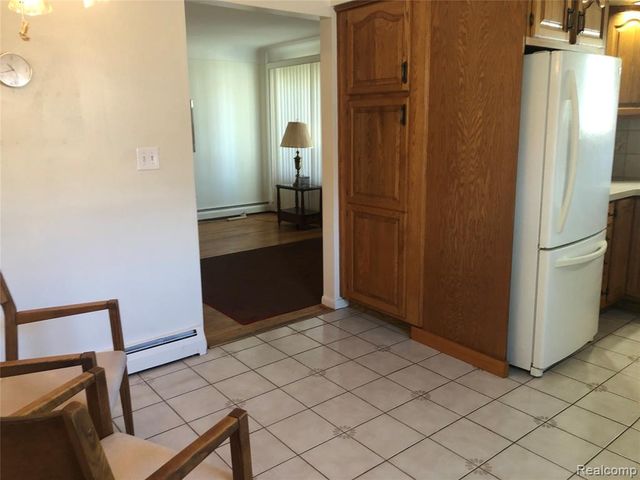 6556 Drexel Street, Dearborn Heights, MI 48127