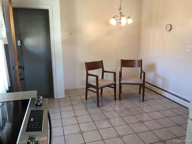 6556 Drexel Street, Dearborn Heights, MI 48127