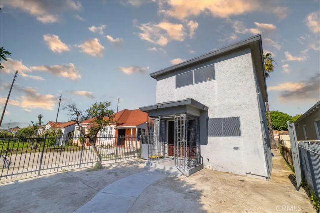 913 E 92nd, Los Angeles, CA 90002