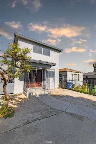 913 E 92nd, Los Angeles, CA 90002