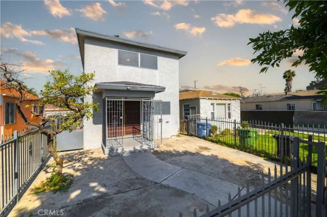 913 E 92nd, Los Angeles, CA 90002