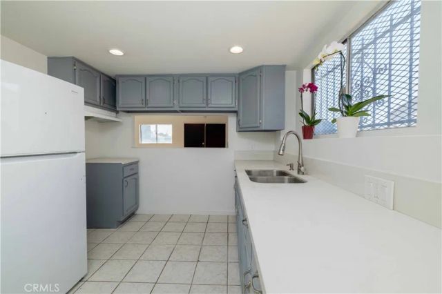 913 E 92nd, Los Angeles, CA 90002