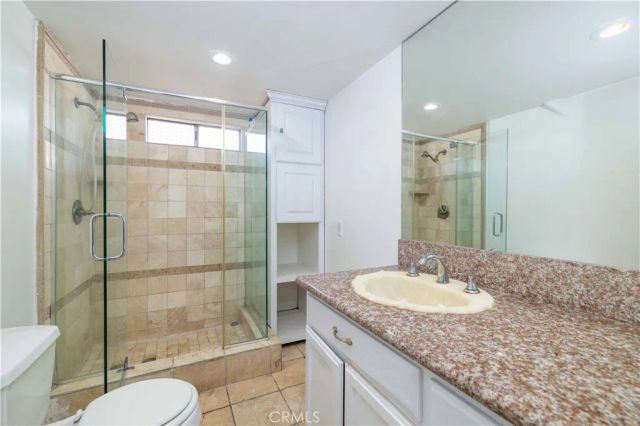 913 E 92nd, Los Angeles, CA 90002