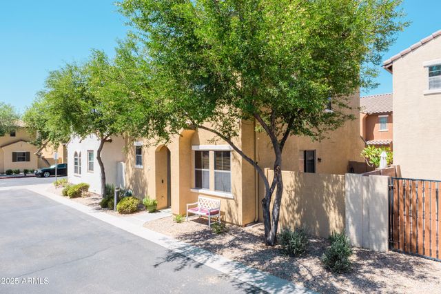 451 S HAWES Road 53, Mesa, AZ 85208