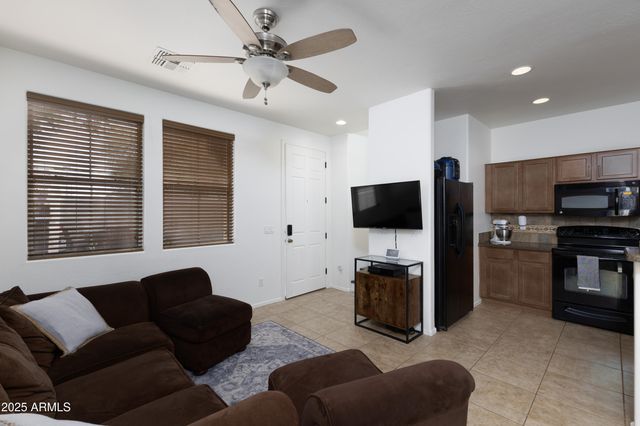 451 S HAWES Road 53, Mesa, AZ 85208