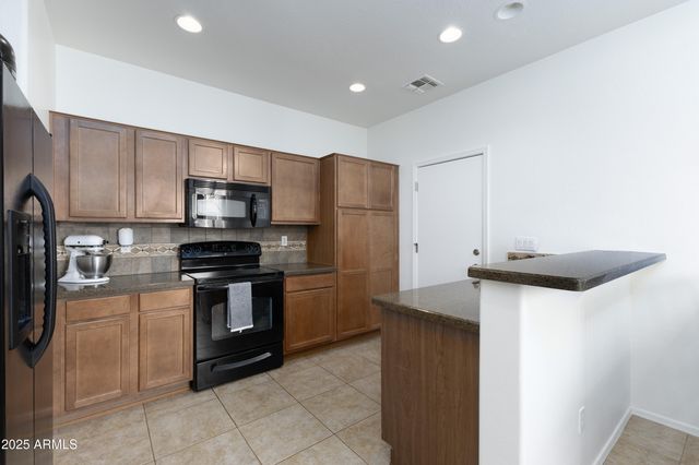 451 S HAWES Road 53, Mesa, AZ 85208