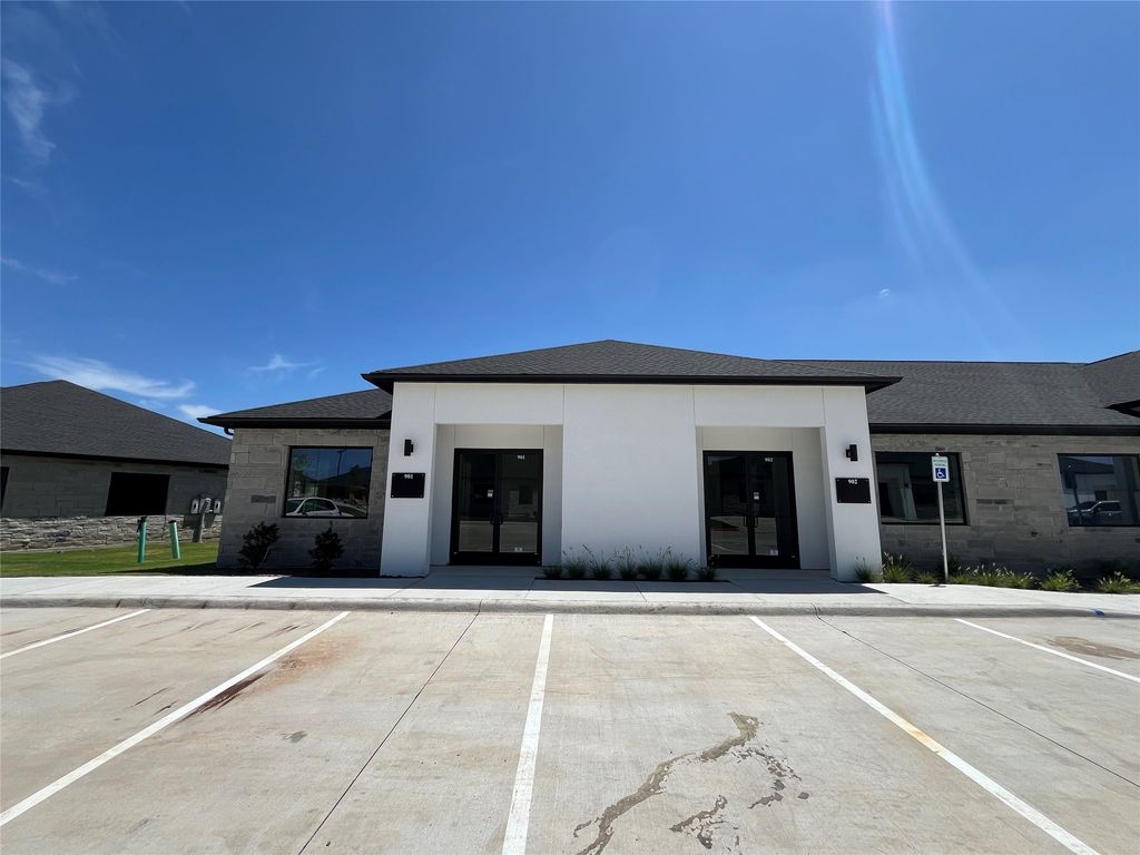 6000 Alma Drive 902, Mckinney, TX 75070