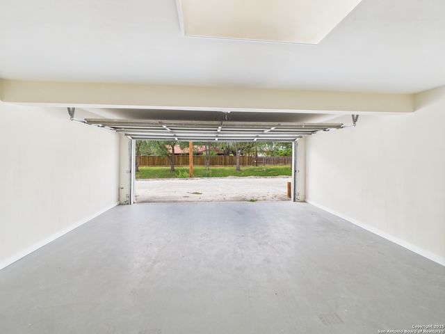385 Fenwick, Windcrest, TX 78239