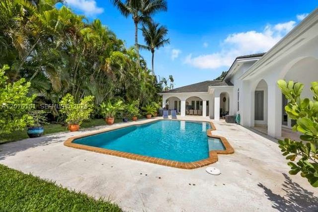 7840 SW 133rd Ter, Pinecrest, FL 33156