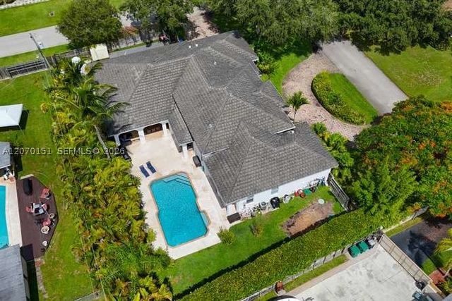 7840 SW 133rd Ter, Pinecrest, FL 33156
