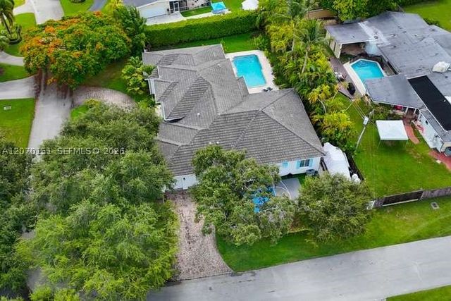 7840 SW 133rd Ter, Pinecrest, FL 33156