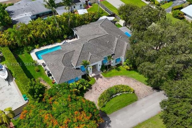 7840 SW 133rd Ter, Pinecrest, FL 33156