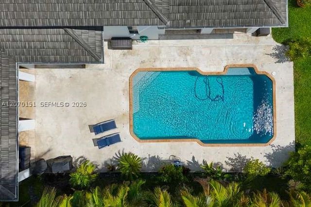 7840 SW 133rd Ter, Pinecrest, FL 33156