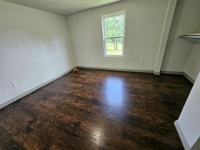130 Trails End Circle, Millsap, TX 76066