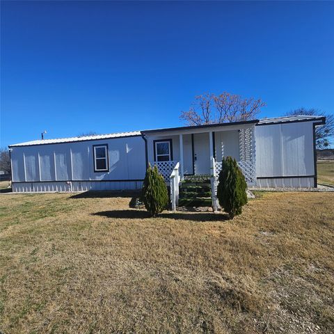 130 Trails End Circle, Millsap, TX 76066