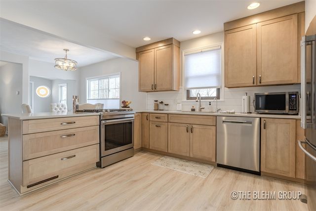 550 Clark Street, Comstock Park, MI 49321