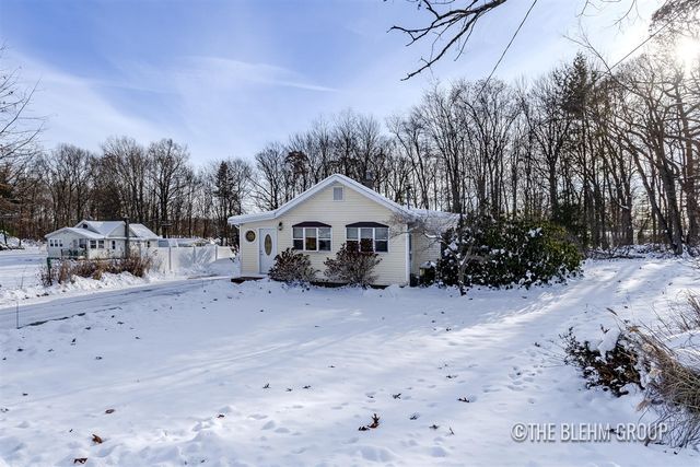 550 Clark Street, Comstock Park, MI 49321