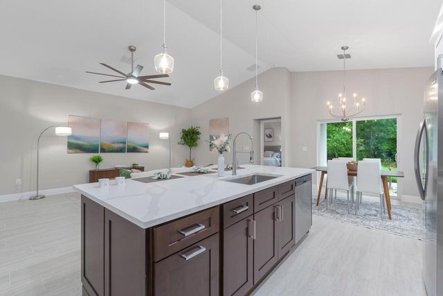 8226 104th Court, Vero Beach, FL 32967