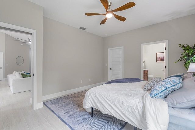 8226 104th Court, Vero Beach, FL 32967