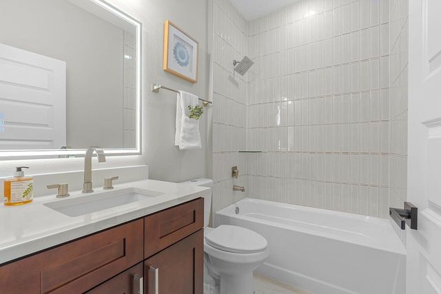 8226 104th Court, Vero Beach, FL 32967