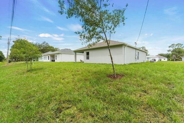 8226 104th Court, Vero Beach, FL 32967