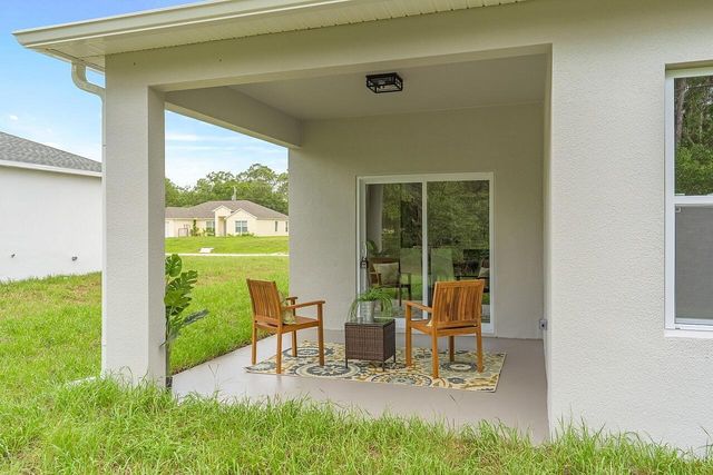 8226 104th Court, Vero Beach, FL 32967