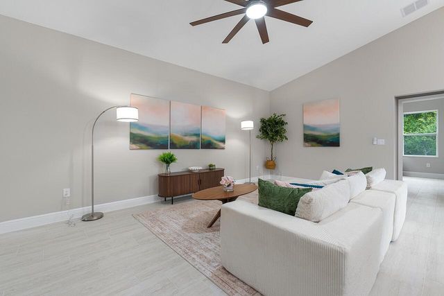 8226 104th Court, Vero Beach, FL 32967