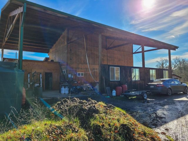 23019 Covelo Refuse Rd, Covelo, CA 95428